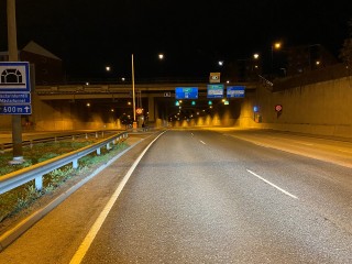 Mestarintunneli yöaikaan