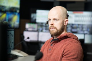 Liikennekeskuspäivystäjä tieliikennekeskuksessa