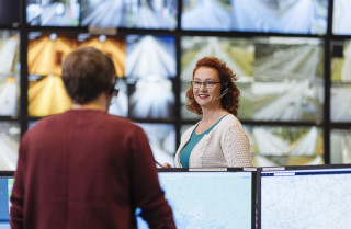 Liikenneoperaattorit tieliikennekeskuksen salissa