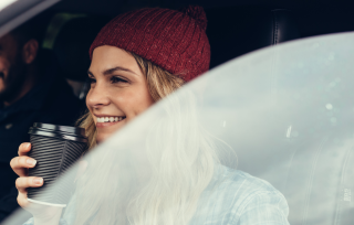 Autossa taukoa pitämässä