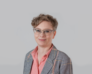 Helmi Tuori. Blogin kuvituskuva